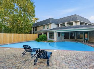 2224 S Piney Point Rd APT 222, Houston, TX 77063