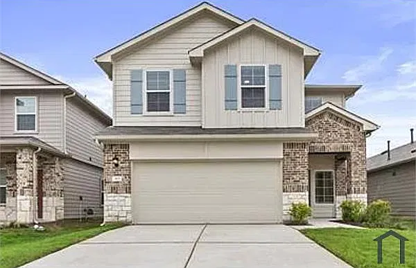 3 bed, 1696 sqft, $1,850 — Photo 1