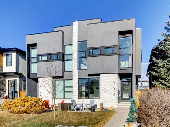 2022 S 44th Ave SW, Calgary, AB T2T 2N8