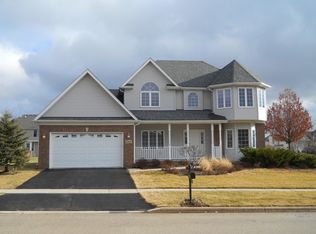 2412 Dean St, Sycamore, IL 60178