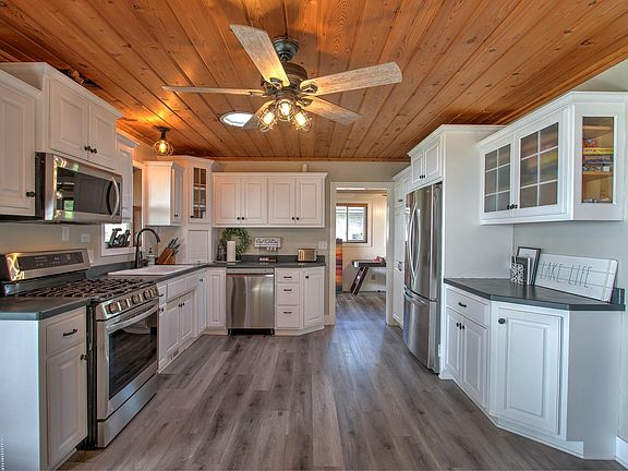 4th image of 51725 Belle Isle Dr