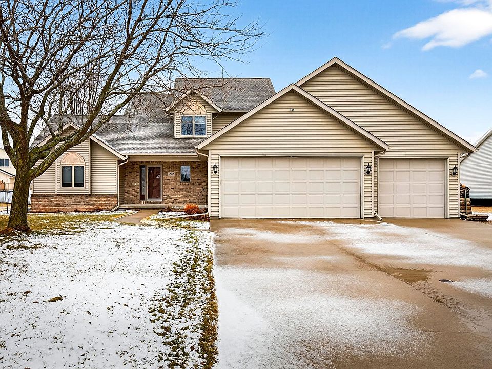 1st image of 1868 Martingale Ln