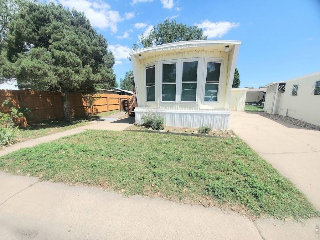 1601 N College Ave #218