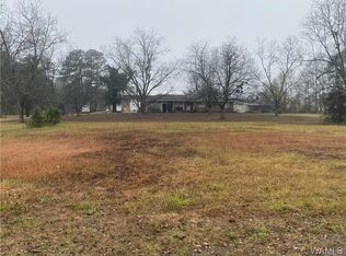 1510 Whispering Pines Ln E, Northport, AL 35473