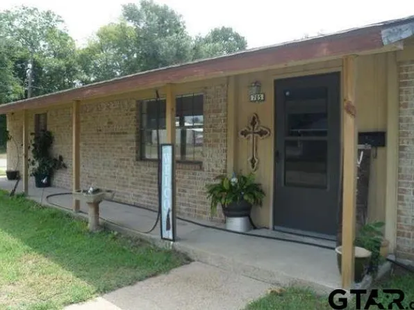705 Porter St, Mineola, TX 75773