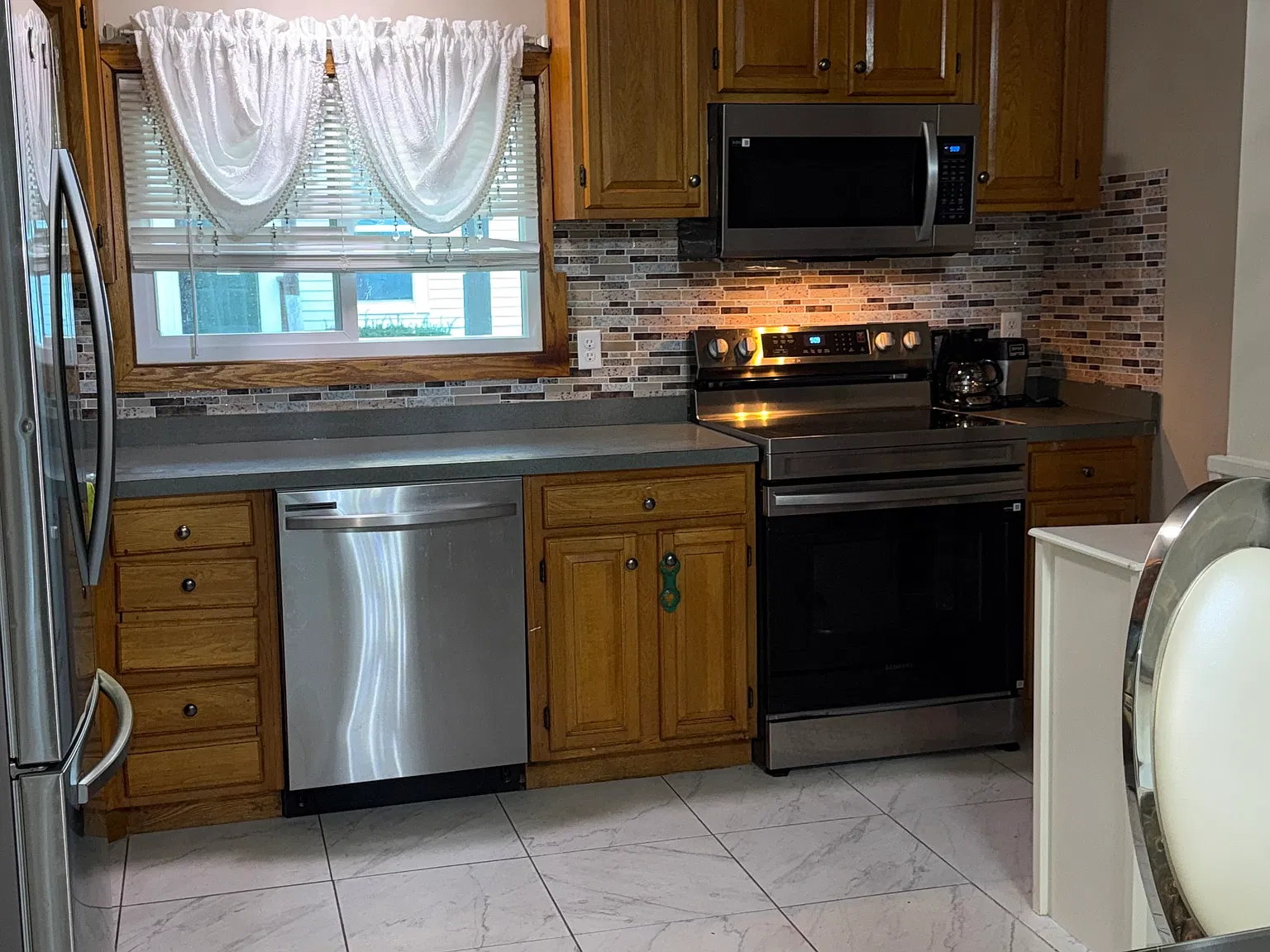 3 bed, 1344 sqft, $3,500 — Photo 3