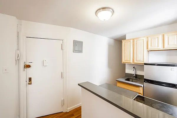 Rented by Gatsby Enterprises, LLC | media 11