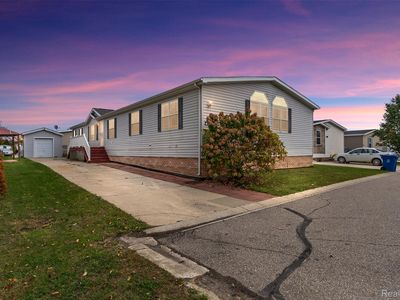 6252 Juliet Blvd, Fenton, MI, 48430