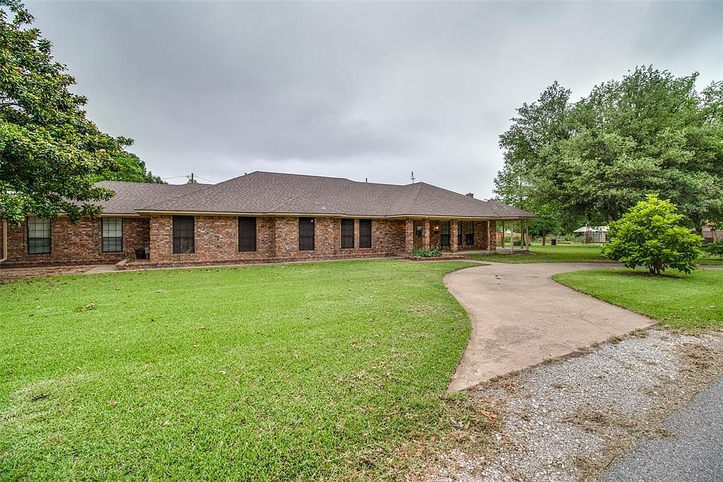 608 N Piney St, Dodd City, TX 75438 | MLS #20066390 | Zillow