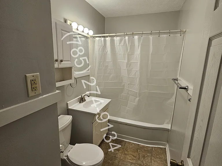 433 E Cloud St — Photo 13