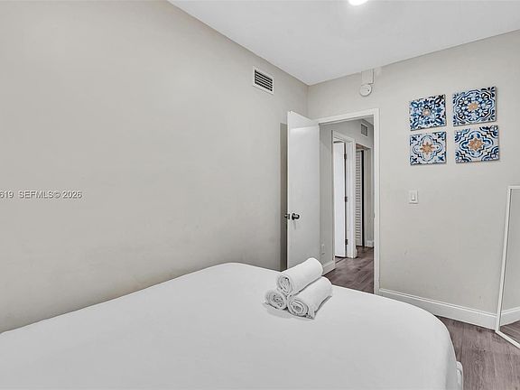 2nd image of 10002 E Bay Harbor Dr APT 7