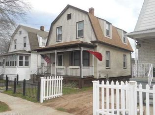 32 Lamson St, West Haven, CT 06516