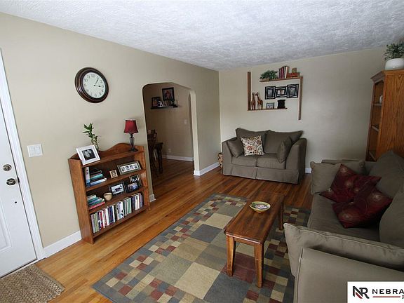 4th image of 6241 S 39th St