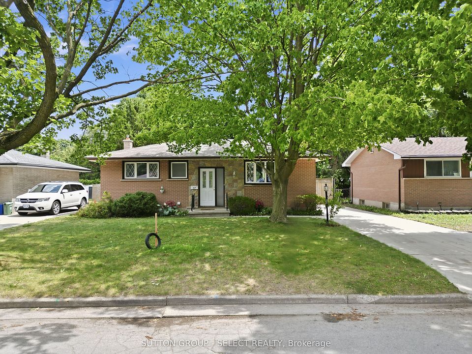 1st image of 107 Aponi Cres