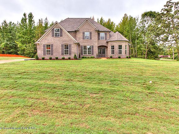 2nd image of 1825 Shady Wind Dr