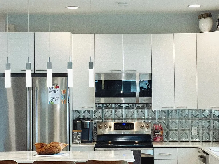 1774 E Summer Ct — Photo 3