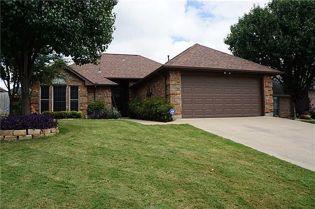 1st image of 2512 John Dr