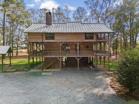 2nd image of 702 York Rd