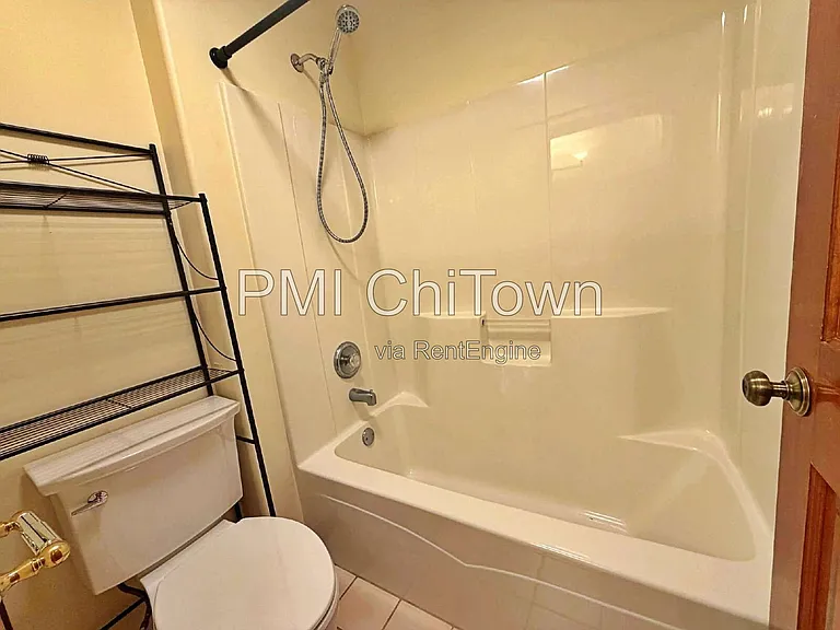 2050 Rockland Dr — Photo 25