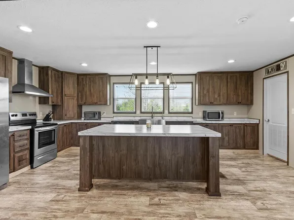 22901 Bear Swamp Rd, Marysville, OH 43040