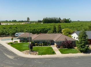 535 Thompson Way, Escalon, CA