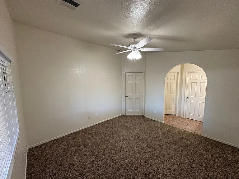 1905 S Grapewood St — Photo 13