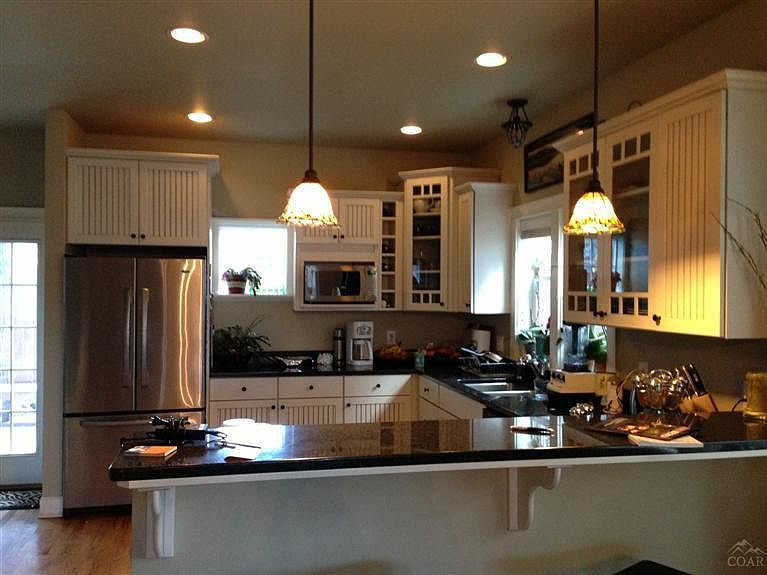 2nd image of 264 NW Jefferson Pl