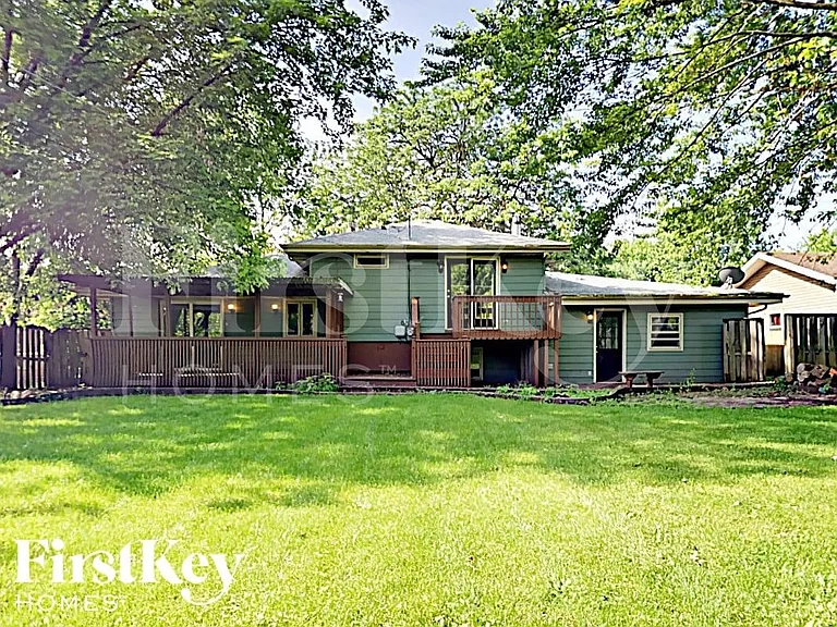 28W608 Bolles Ave — Photo 15