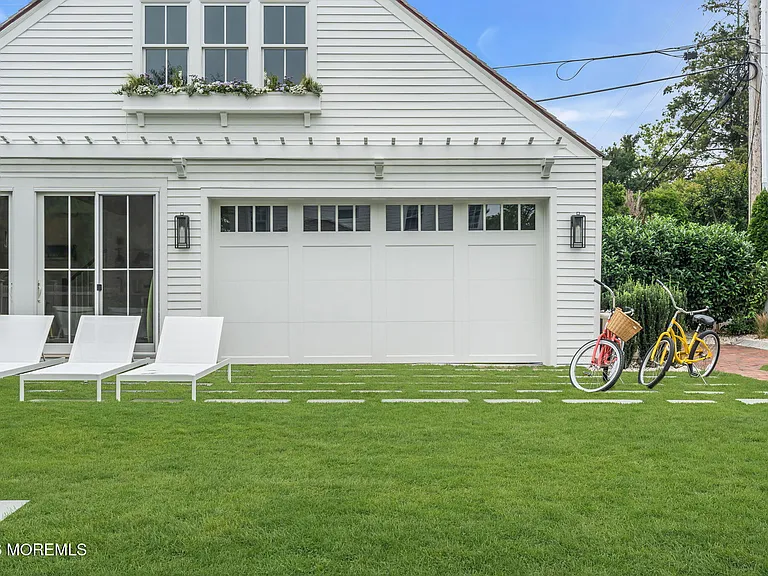 206 Brighton Ave — Photo 57