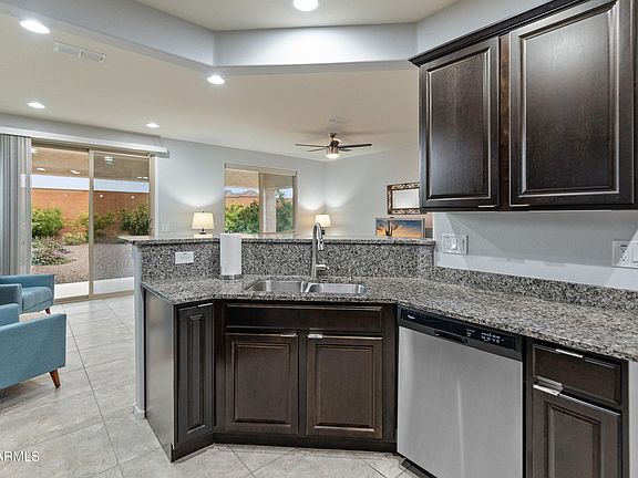 4th image of 26059 W PIUTE Avenue