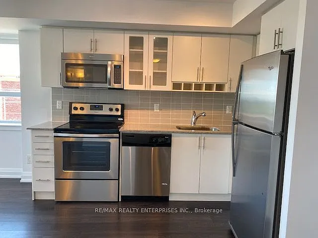 3520 Danforth Ave #515 — Photo 5