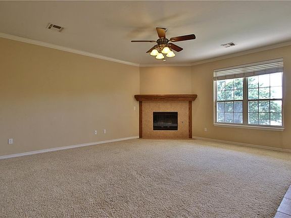 5th image of 11304 NW 121st Pl