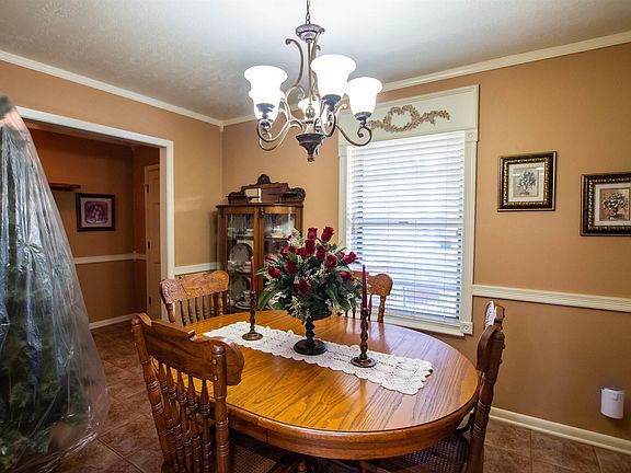 5th image of 1011 Camille Dr