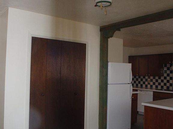 5th image of 1002 Glendale Dr
