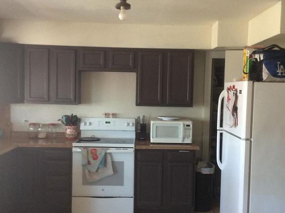 3rd image of 7033 W Beatrice St