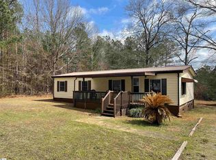 75 Edgewater Dr, Waterloo, SC 29384