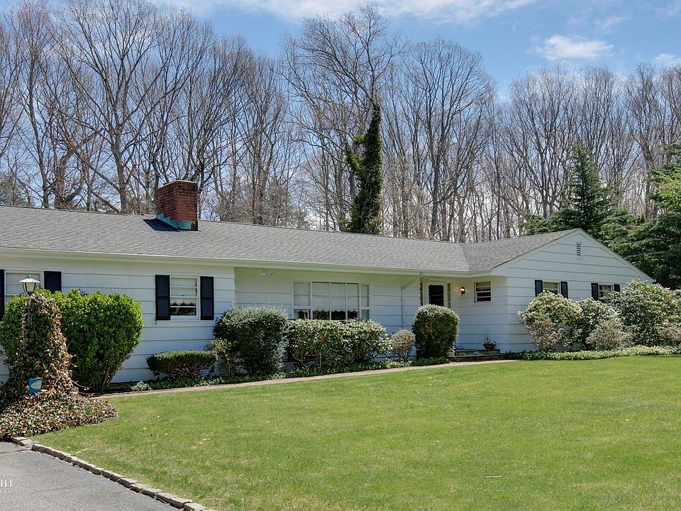 1st image of 93 Singworth St