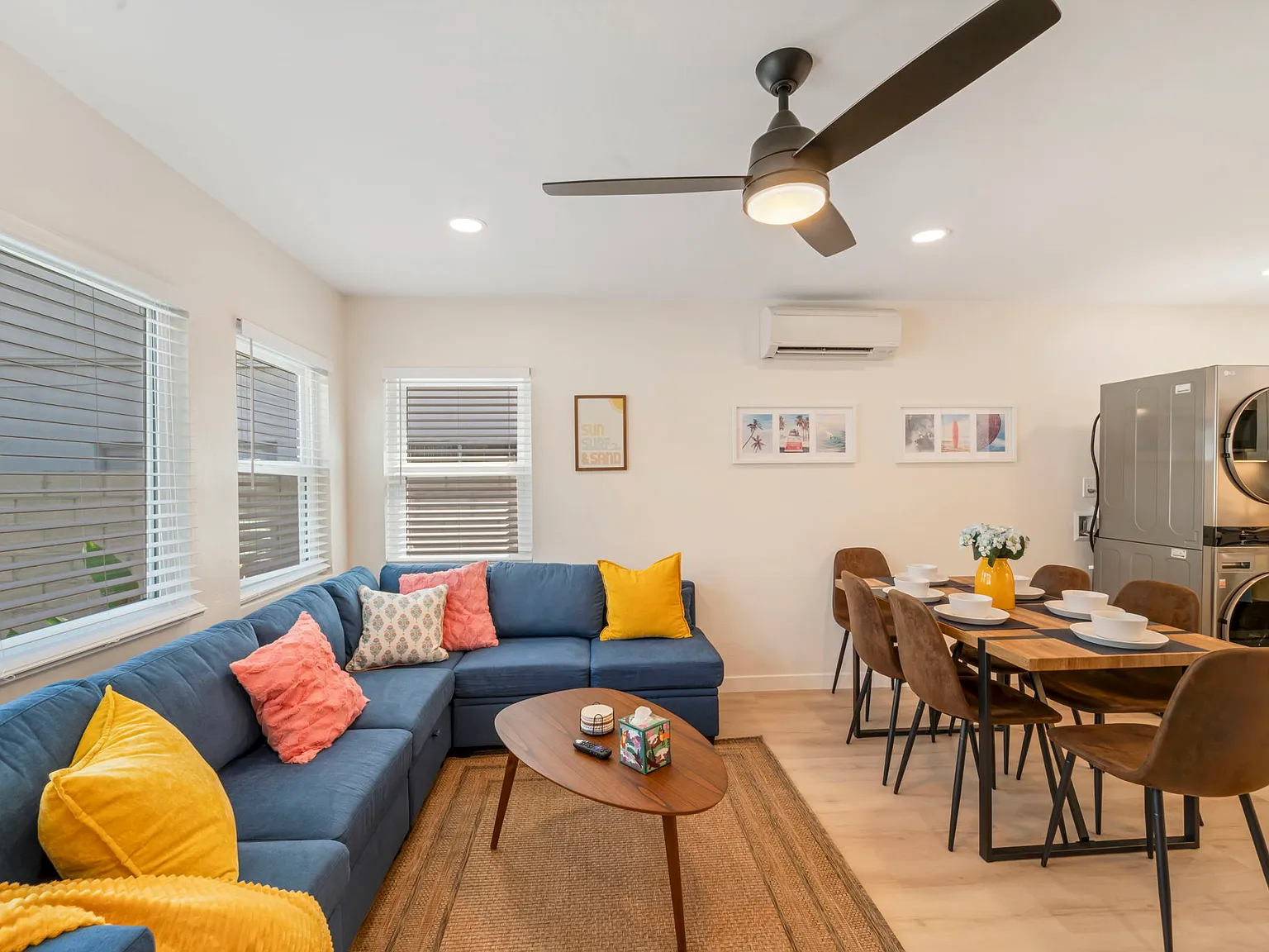 2 bed, 950 sqft, $4,800 — Photo 3
