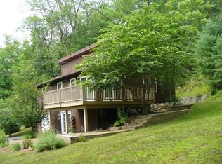 432 Amherst Rd, Belchertown, MA 01007