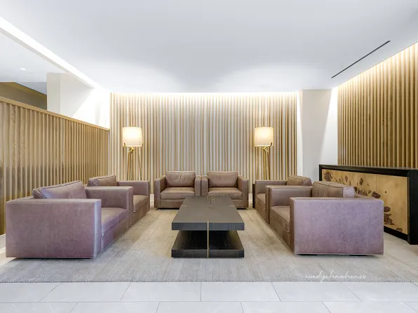 70-25 Yellowstone Boulevard image 3 of 21