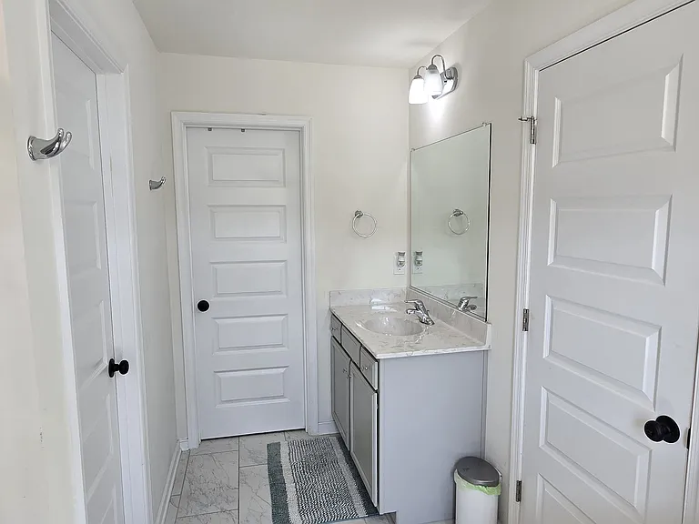 4006 Rivermere Ln — Photo 15