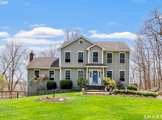 6 Aspetuck Lane, Oxford, CT 06478