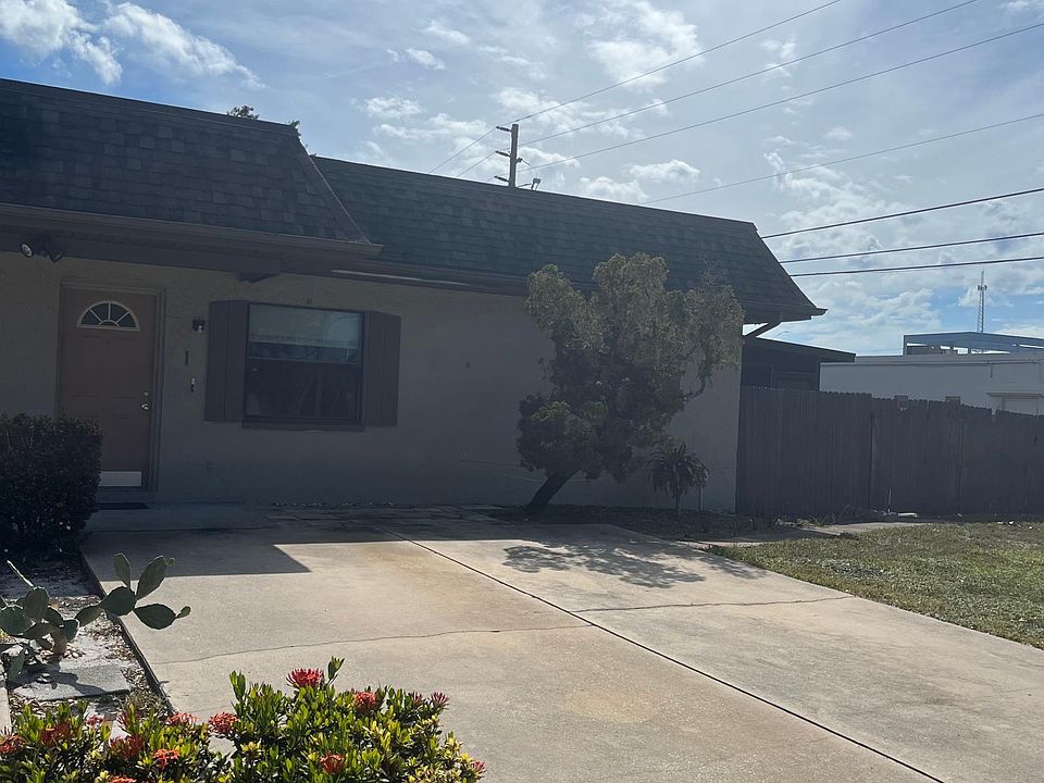 1st image of 29788 70th St N APT 1