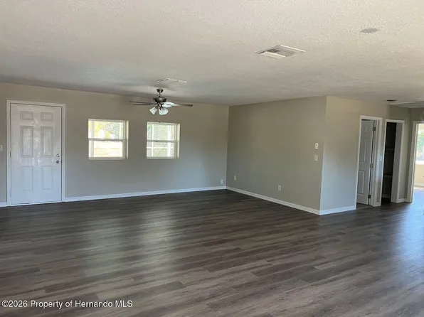 6981 Pinehurst Dr, Spring Hill, FL 34606