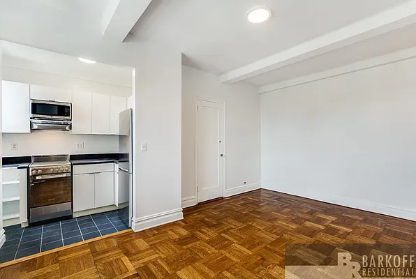 Sold by Barkoff Residential  | media 24