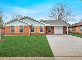 134 E Janisch Rd, Houston, TX 77022