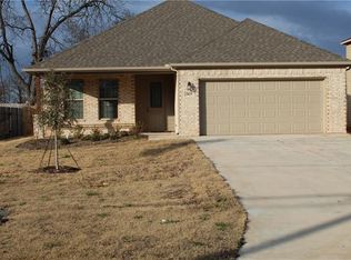 2825 W Washington St, Denison, TX 75020