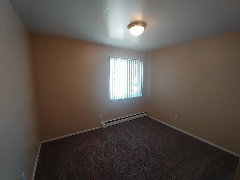 Bruin Manor (TS) — Photo 11