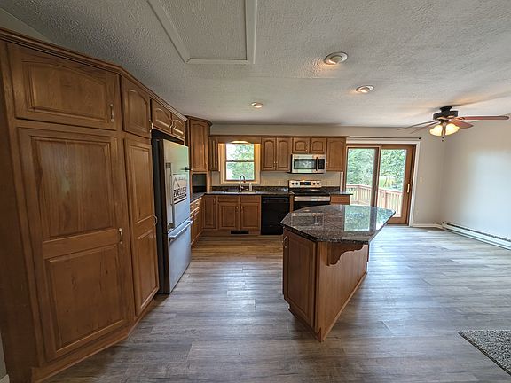 5th image of 335 Cornertown Rd