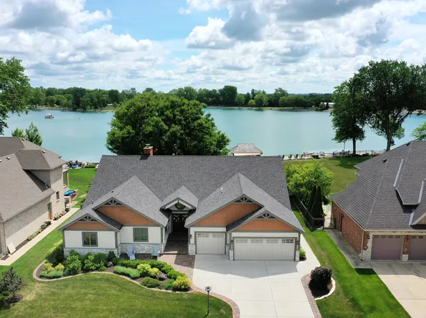 998 N Westshore Blvd, Manteno, IL 60950